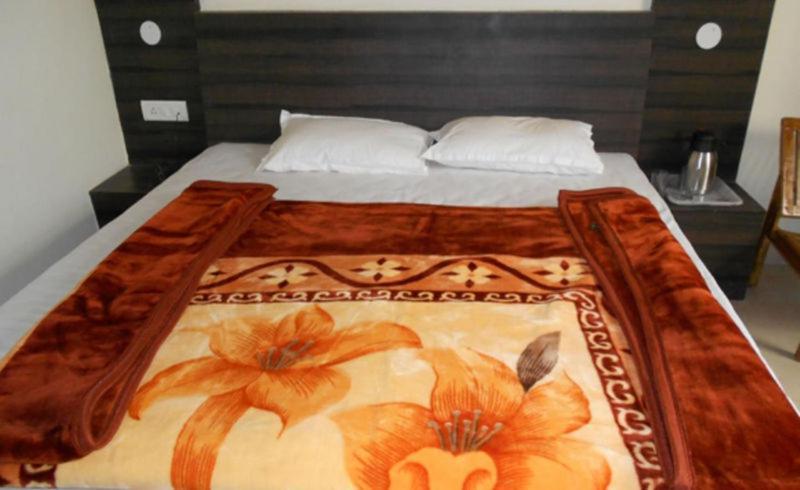 Hotel Devi Mahal Katra  Luaran gambar